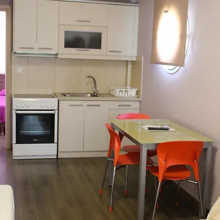 Apanema Apartment *