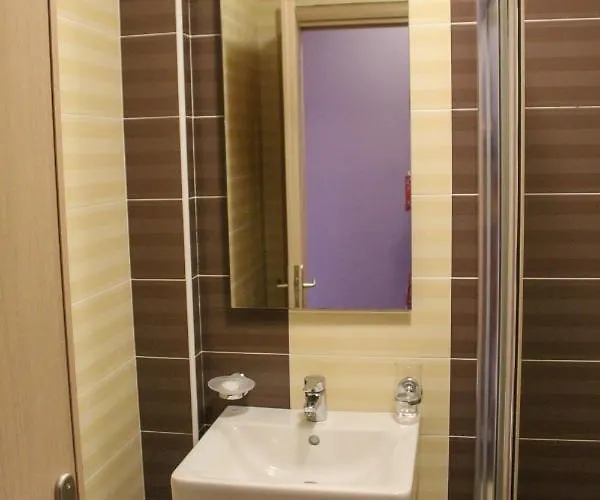 Apanema * Вивари